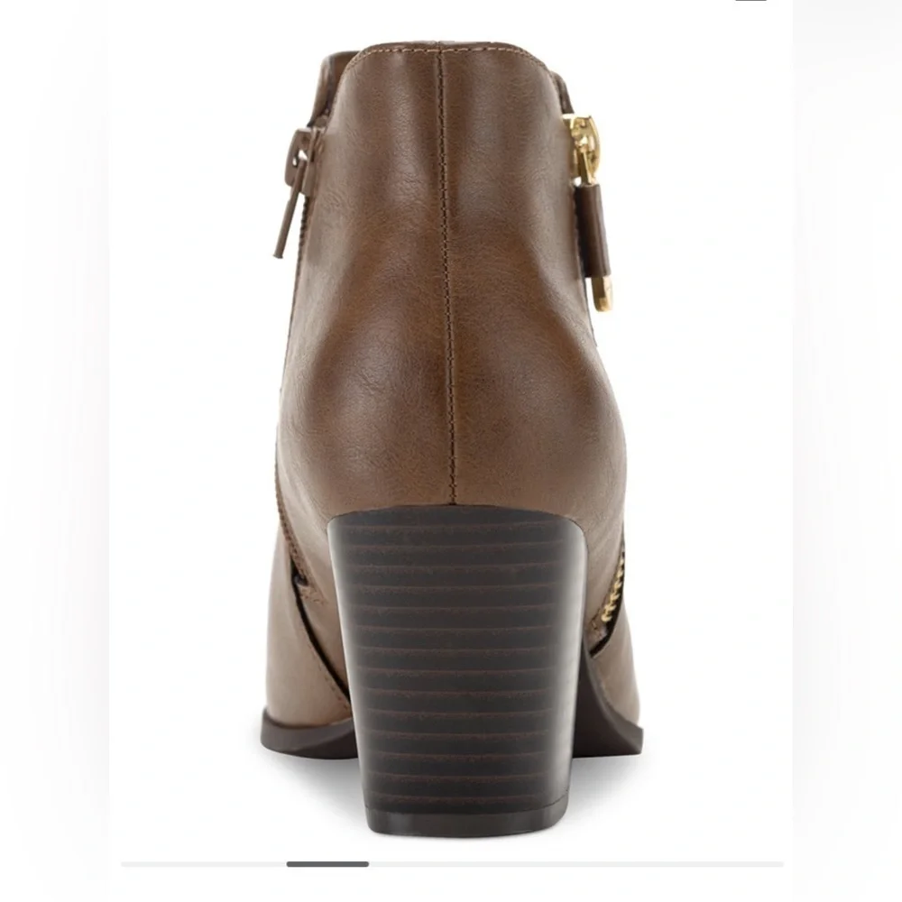 Masrinaa Ankle Booties,